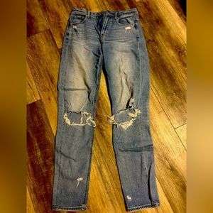 American Eagle Mom Jeans